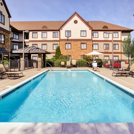 Staybridge Suites Louisville - East By Ihg Kültér fotó