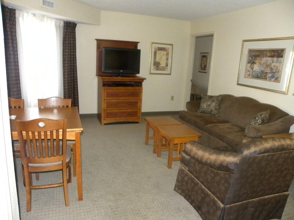 Staybridge Suites Louisville - East By Ihg Kültér fotó
