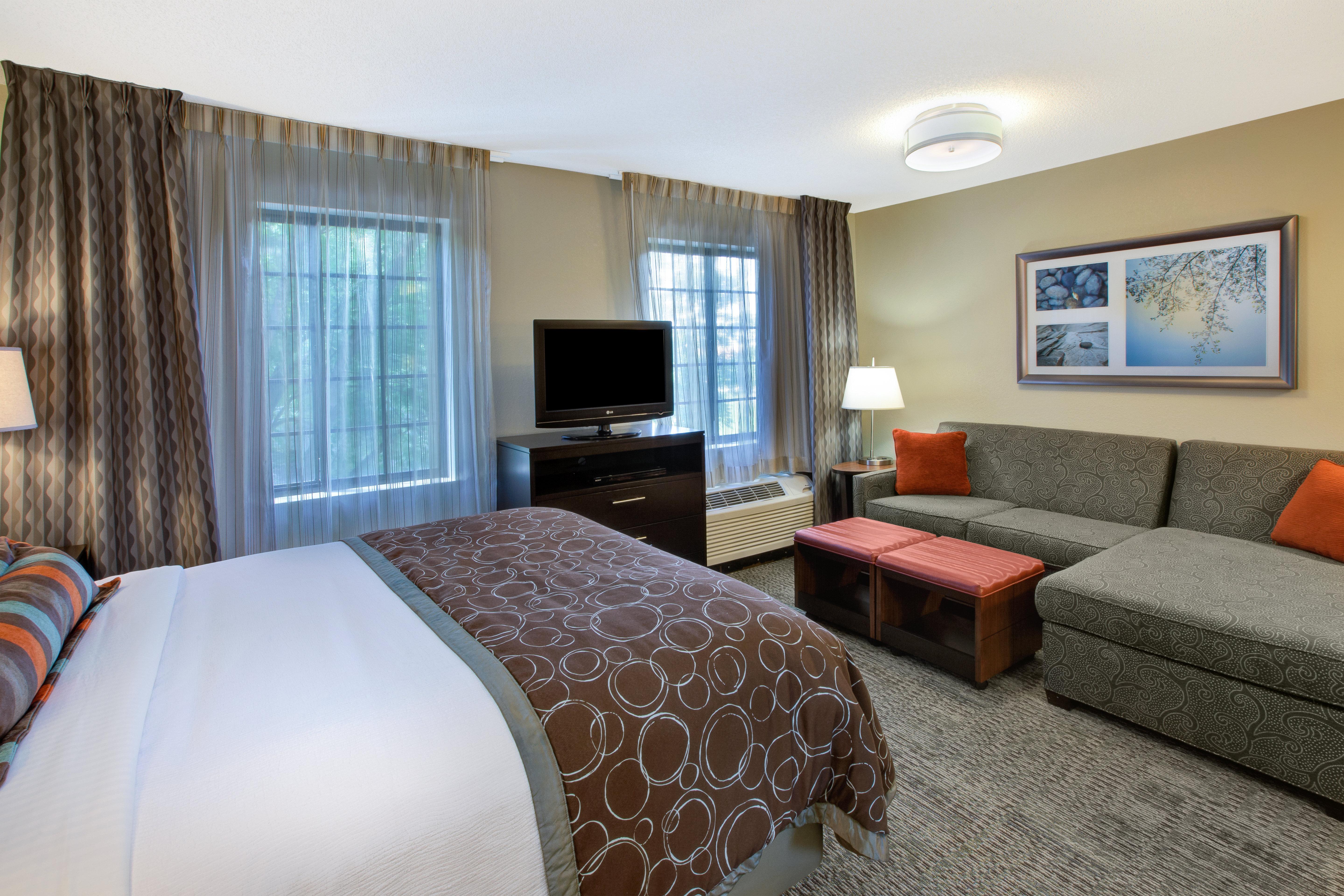 Staybridge Suites Louisville - East By Ihg Kültér fotó