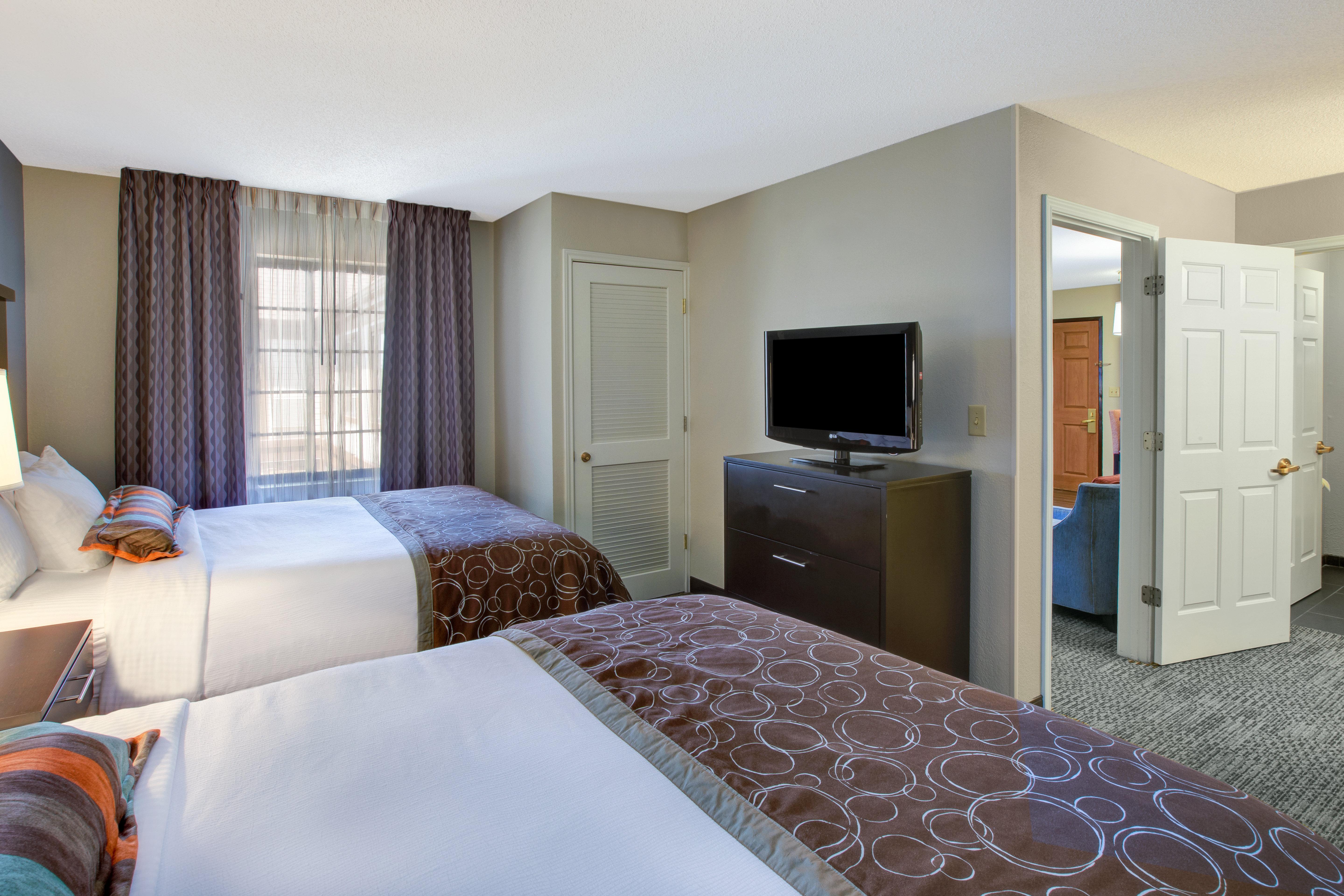 Staybridge Suites Louisville - East By Ihg Kültér fotó