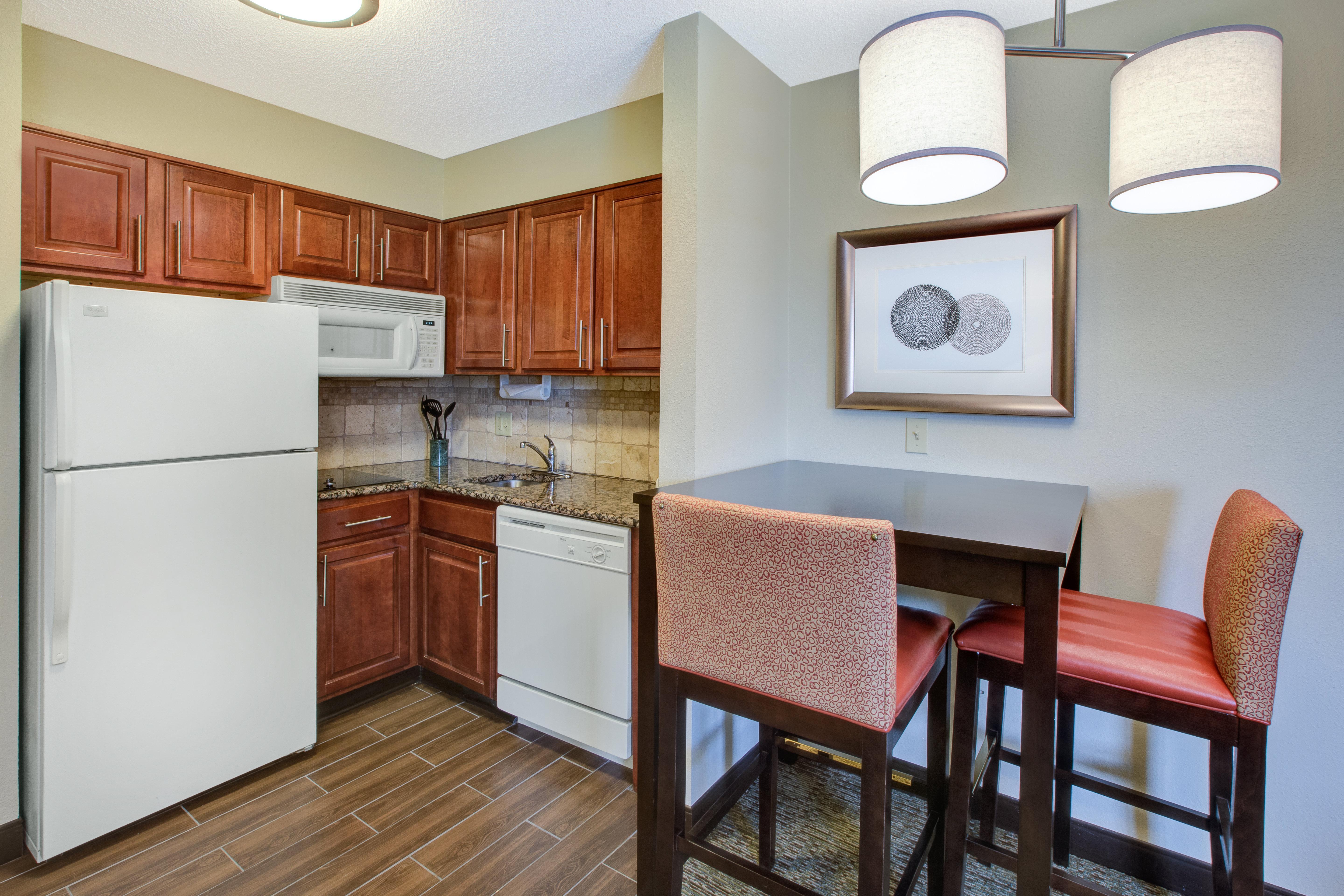 Staybridge Suites Louisville - East By Ihg Kültér fotó