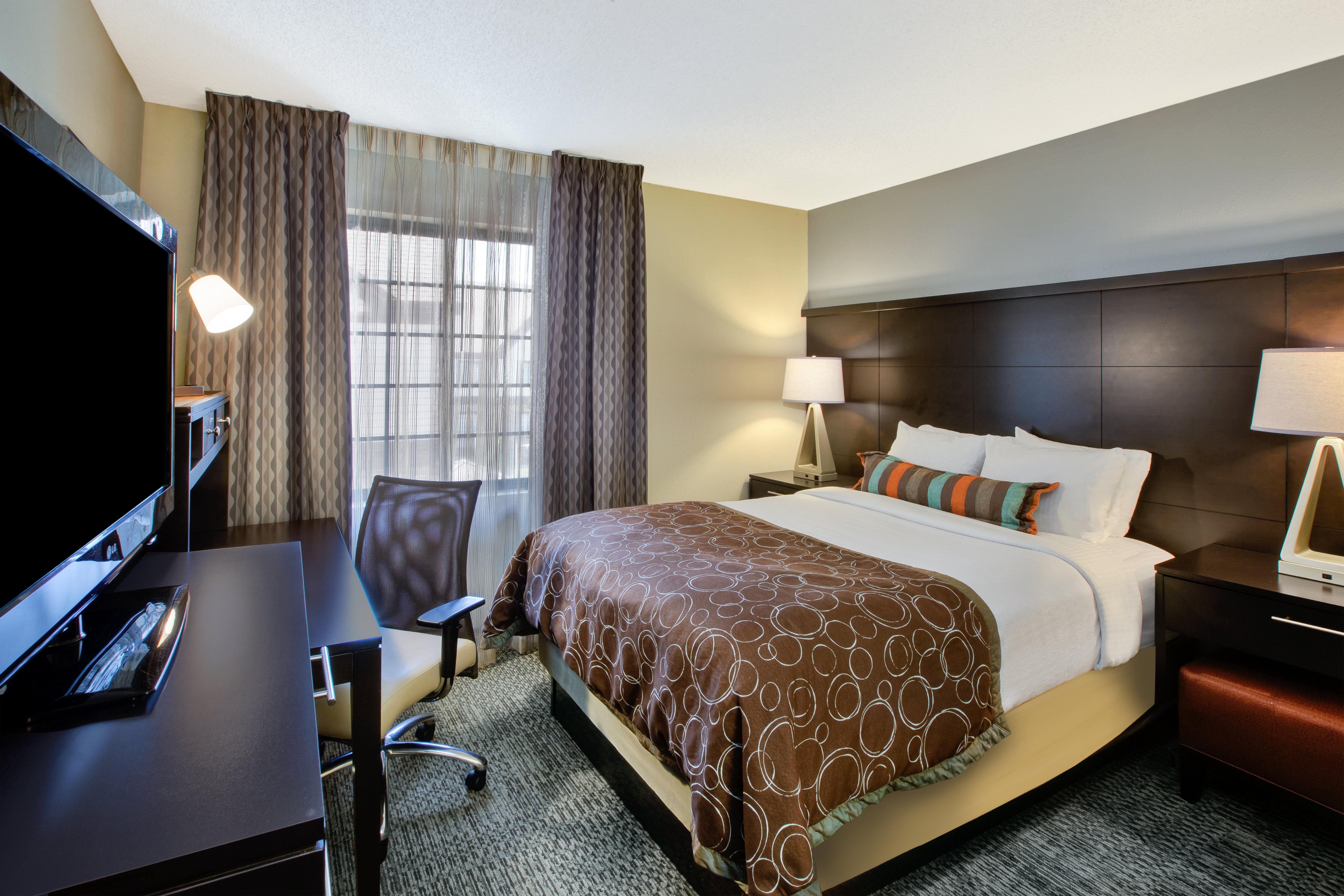 Staybridge Suites Louisville - East By Ihg Kültér fotó