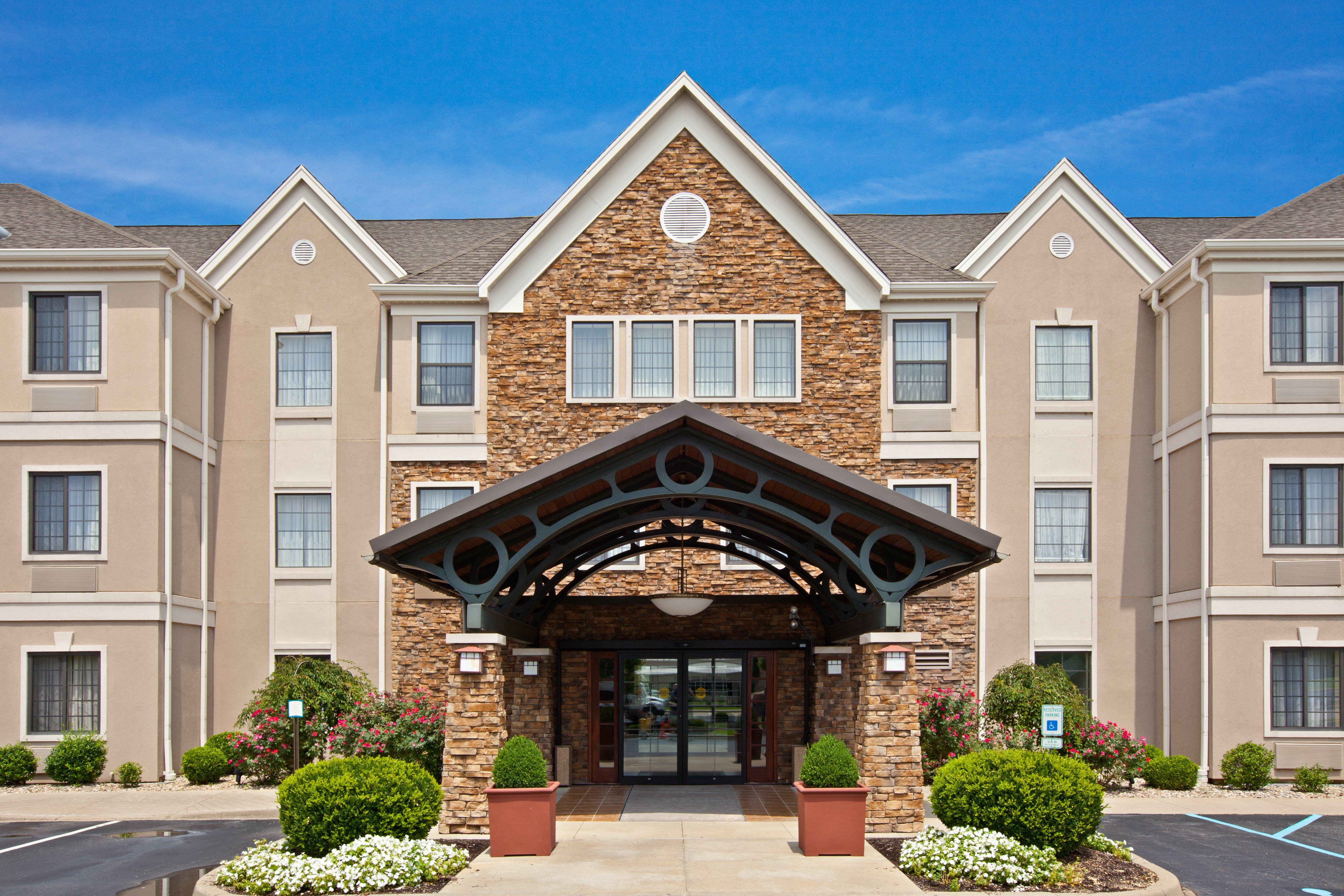 Staybridge Suites Louisville - East By Ihg Kültér fotó