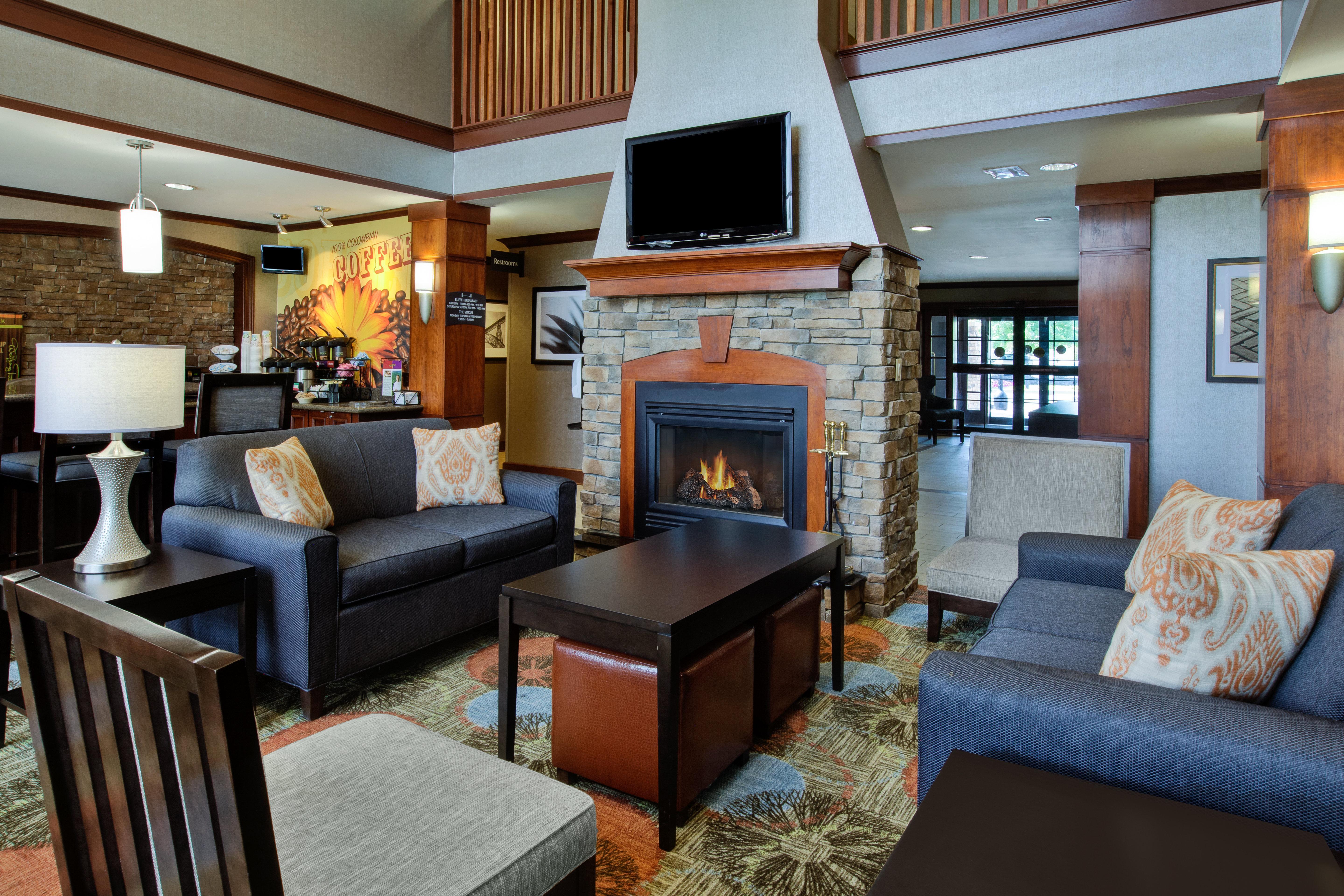 Staybridge Suites Louisville - East By Ihg Kültér fotó
