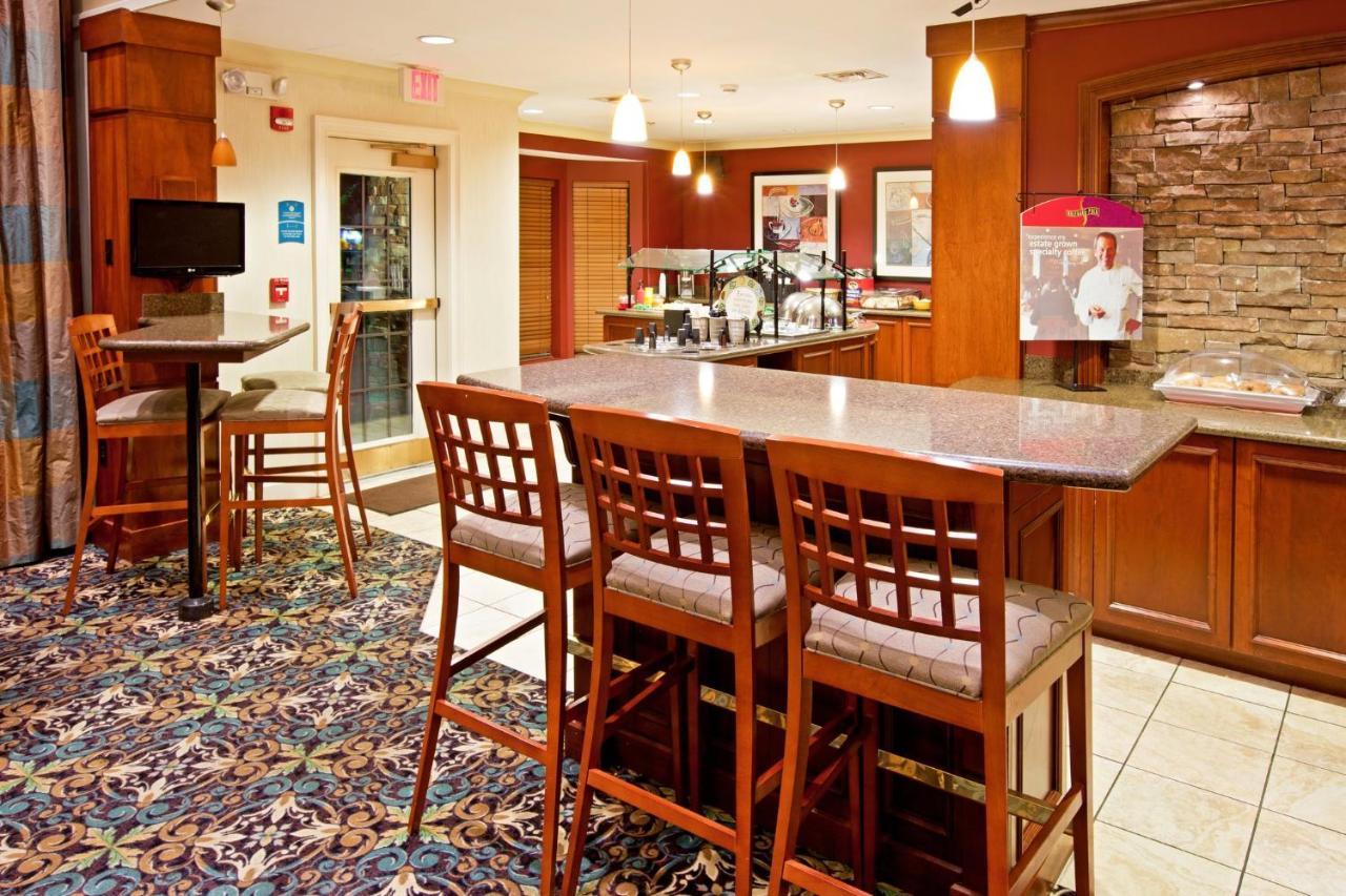 Staybridge Suites Louisville - East By Ihg Kültér fotó