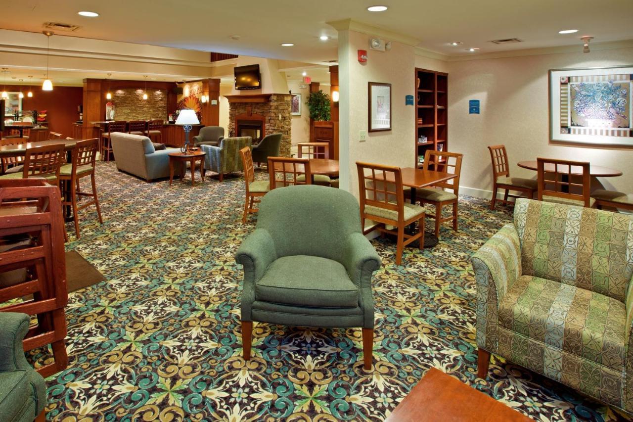 Staybridge Suites Louisville - East By Ihg Kültér fotó